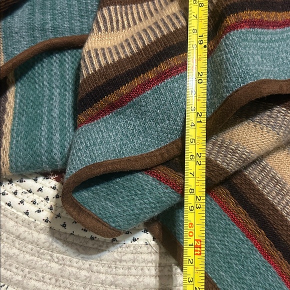 Ralph Lauren Southwestern Sweater - Picture 9 of 10